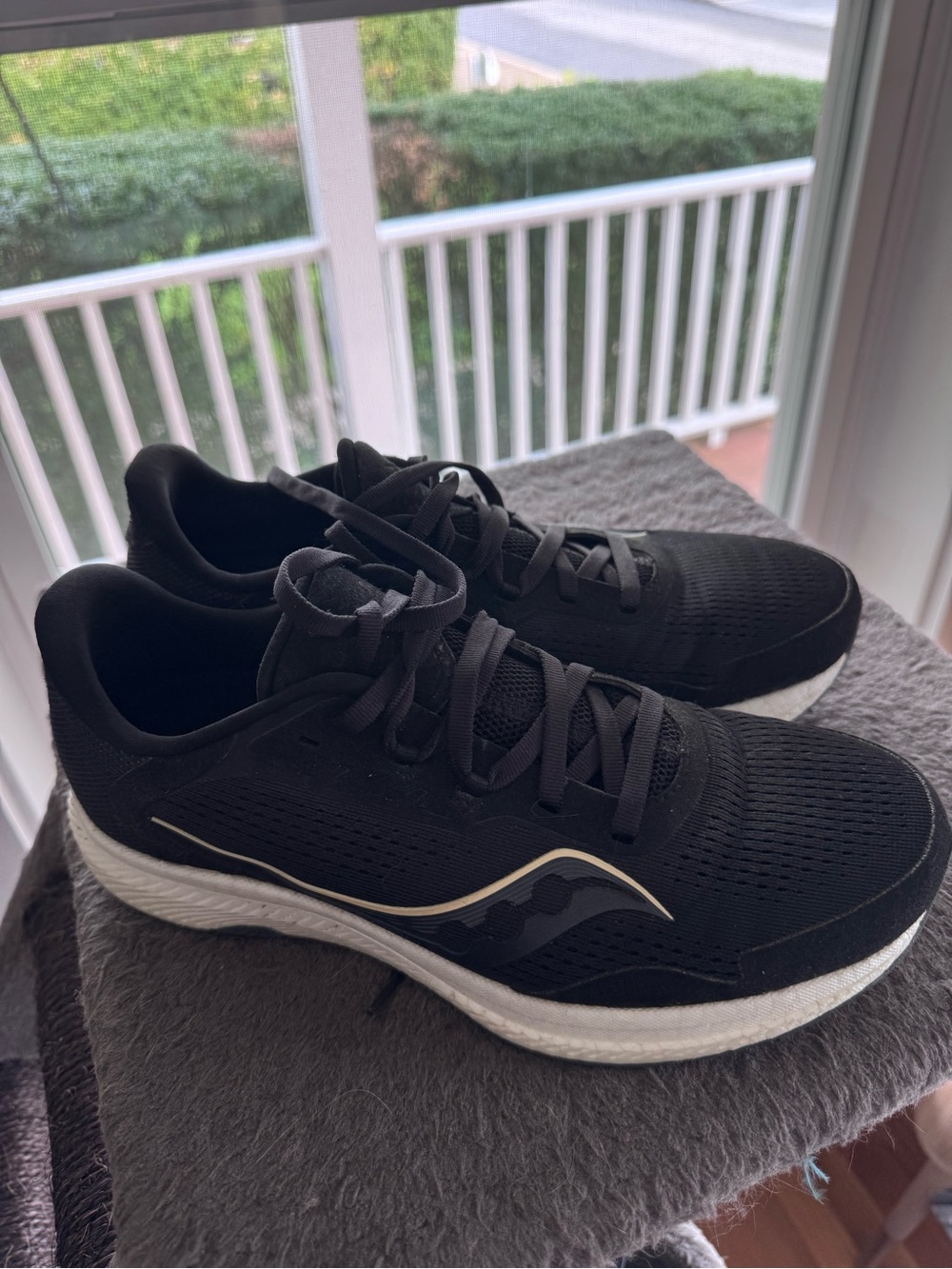 Saucony Freedom 4 Running Shoes
